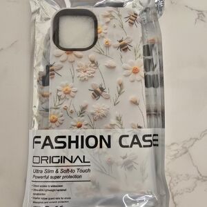 New and Unopened Package IPhone Case with Honeybees and Daisies